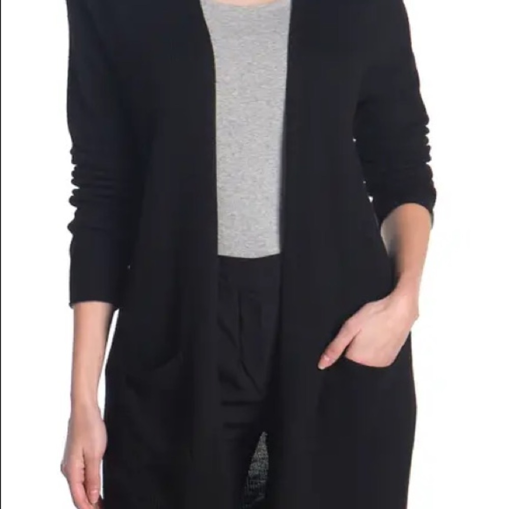 NWT T Tahari Black Pocket Cardigan